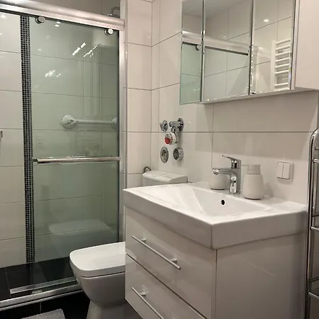 Gipfelblick Mit Hallenbad Und Sauna * Bergen